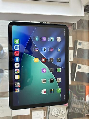 planşet ucun klaviatura: Apple iPad (10-cu nəsil) – mavi rəng Xüsusiyyətlər: - 10.9" Liquid — 3