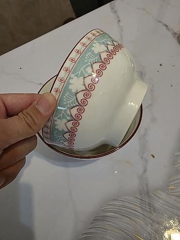 Наборы посуды: Набор сервировочной посуды для закусок и соусов Состав: - Прозрачная — 7