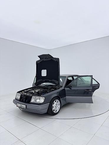 bud e9: Mercedes-Benz W124: 1993 г., 3.2 л, Автомат, Бензин, Седан — 6