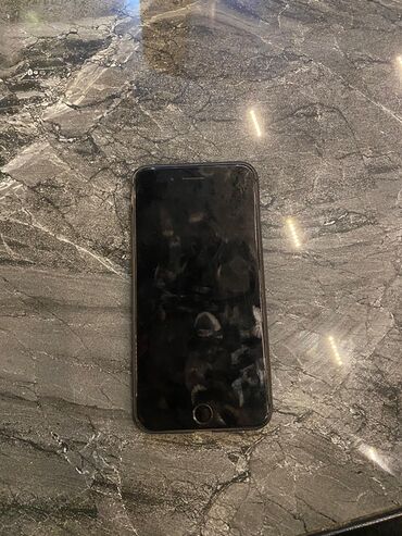 флай хорошие телефоны: IPhone 8 Plus, Черный, Битый, Отпечаток пальца