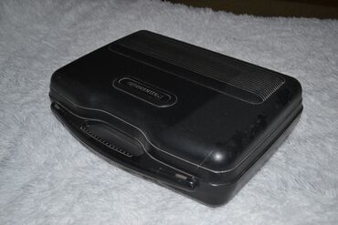 bmw 7 серия 740il at: Panasonic markası. Kaset çəkilişləri üçün 2 batareyası üstündə