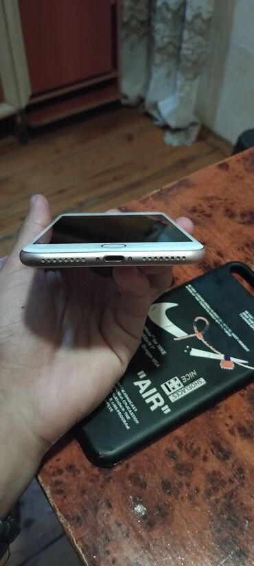 5s ayfon: IPhone 7, 128 GB, Rose Gold, Barmaq izi