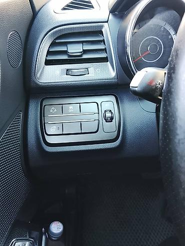 devo tiko: Ssangyong Tivoli: 2016 г., 1.6 л, Автомат, Дизель, Кроссовер — 4