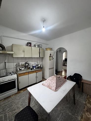 70000: 2 комнаты, 56 м², Пишпек Сталинка, 2 этаж, Косметический ремонт — 5