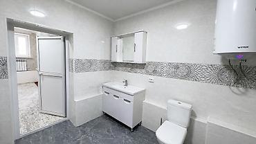 Продажа коттеджей и домов: Срочно продаётся двухэтажный жилой дом с просторным ограждённым — 25