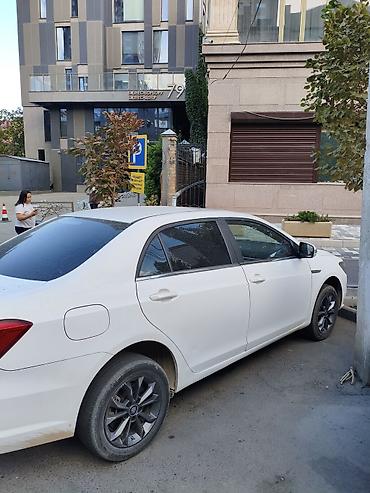 BYD: BYD Qin: 2021 г., Электромобиль, Седан — 5