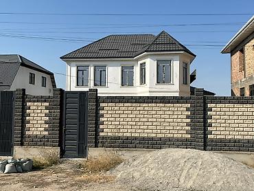 6 комнат, 200 м², 4 соток, Бишкек, Рухий Мурас ж/м Агентство недвижимости