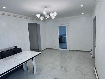 Продажа коттеджей и домов: Дом с большим двором, мощёным декоративной тротуарной плиткой Адрес — 6