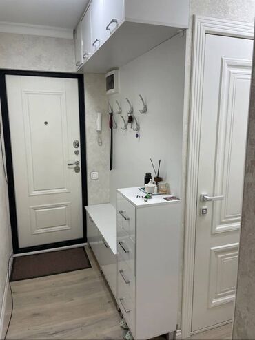 купить квартиру в 10 микрорайоне: 2 комнаты, 46 м², 104 серия, 3 этаж, Евроремонт