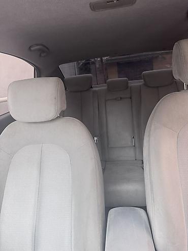 Avtomobil salonu üçün digər detallar: Hyundai Elantra, 2009 il, İşlənmiş — 3