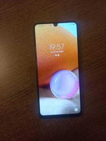 resmi is yeri olmadan telefon krediti: Samsung Galaxy A32, 64 GB, rəng - Bənövşəyi, Barmaq izi, Face ID, İki sim kartlı