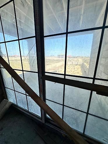 Həyət evləri və villaların satışı: Qala qəs. 5 otaqlı, 1000 kv. m, Təmirsiz — 8