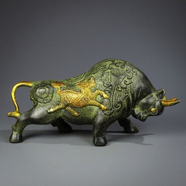 Статуэтки: Дракон 16 см, 1179гр, медь, латунь, напыление серебро. Статуя Будды — 11