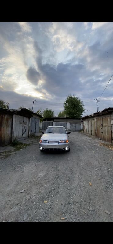 Daewoo: Daewoo Nexia: 2010 г., 1.5 л, Механика, Бензин, Седан