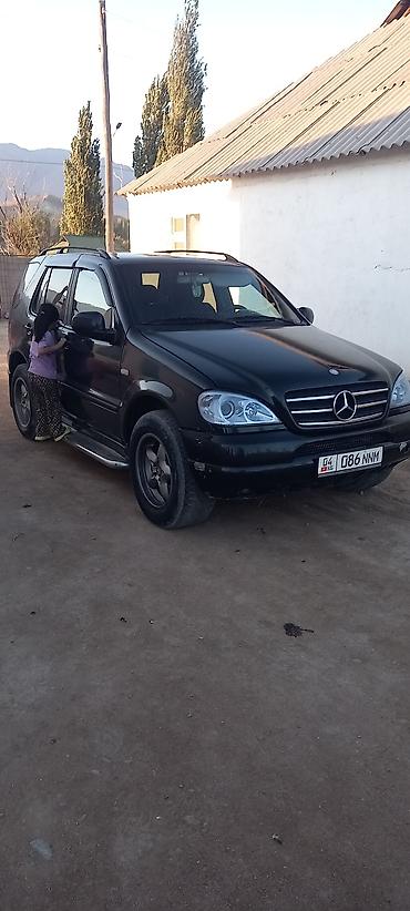 салон машины: Mercedes-Benz M-Class: 2000 г., 3.2 л, Автомат, Бензин, Внедорожник — 4