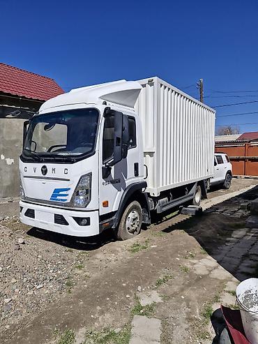 Грузовики: Грузовик, Howo, 3 т — 9