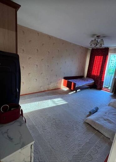 продаётся квартира в токмаке: 1 бөлмө, 44 кв. м, 104-серия, 4 кабат, Косметикалык ремонт