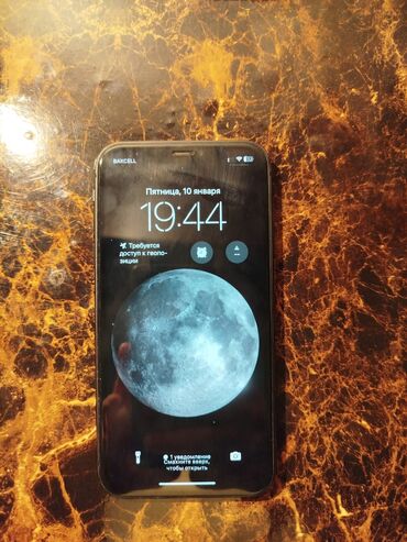 Apple iPhone: IPhone 11, 128 GB, Qara, Simsiz şarj, Face ID