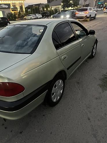 Toyota: Toyota Avensis: 1999 г., 2 л, Кол менен иштөөчү — 5