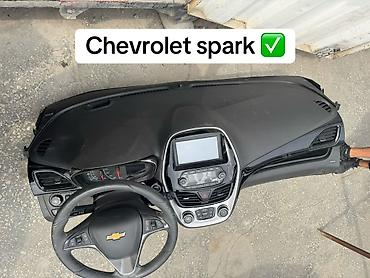 Панели, обшивки: Панель приборов в сборе для Chevrolet Spark Комплектность: - Торпедо — 4