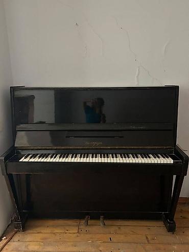 pianino sumqayıt: Pianino 100 azn 🏡Amerika sefirli yaxinligi ⚡️⚡️lale 2 kod 45Şaquli — 1
