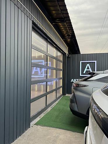 Секционные ворота: Алюминиевые, Автоматические, Длина: 10 м, Alutech, Для гаража, Для частного дома, Для автомойки, Оптом, Новый, Бесплатная установка — 9