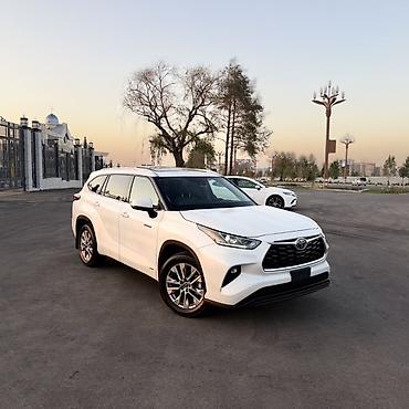 suv: Toyota Highlander: 2021 г., 2.5 л, Автомат, Гибрид, Внедорожник — 1