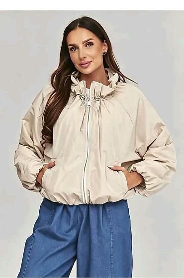 springfield torbice: Ženska lagana jakna sa rajsferšlusom - Model: kratka, komotna silueta — 3