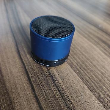 modulator fm bluetooth: Kompakt portativ mini dinamik - Rəng: mavi gövdə, qara metal torlu — 1
