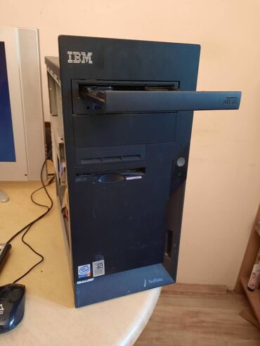 Desktop računari i radne stanice: Stari,retro IBM kompjuter,desktop racunar NetVista Nepoznato stanje — 2