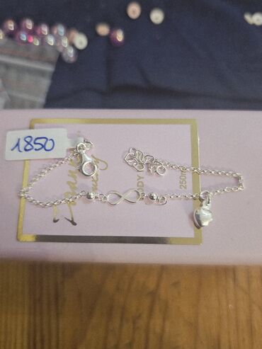 Minđuše: Srebrni nakit – više modela - Srebrne minđuše sa prozirnim cirkonima na lalafo.rs — 11 Minđuše: Srebrni nakit – više modela - Srebrne minđuše sa prozirnim cirkonima — 11