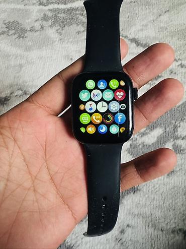 Pixel Watch: Смарт‑часы в классическом черном цвете с прямоугольным изогнутым — 1