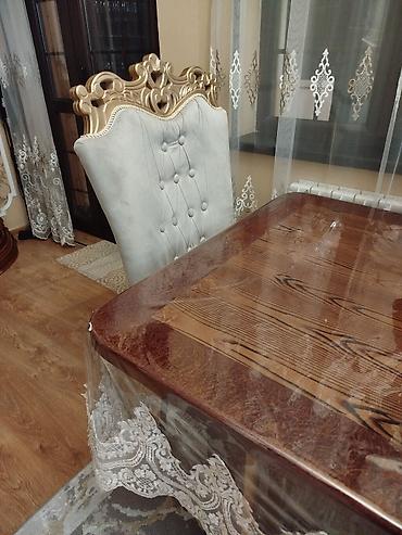 ipək parca: Klassik üslubda yemək otağı dəsti - Masa: Təbii ağac teksturası olan — 1