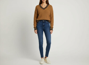 pull and bear sweter: Sweter damski, rozmiar M