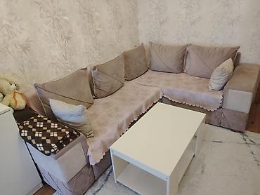 Divan və masa dəstləri: İşlənmiş, Künc divan, Qonaq otağı üçün, Açılan — 1