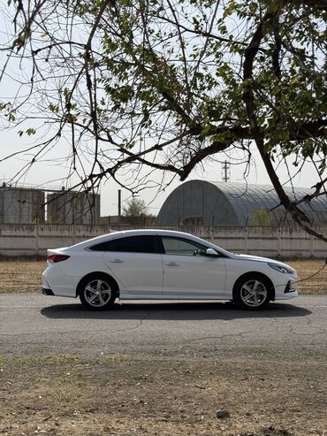 Hyundai: Hyundai Sonata: 2018 г., 2 л, Автомат, Газ, Седан — 8
