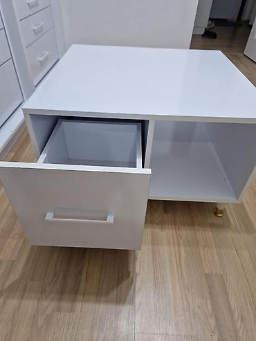 mdf panel: Kvadrat masa, Açılmayan, Təkərsiz, Parlaq laminat, Ünvandan götürmə — 4