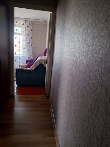 Uzunmüddətli kirayə mənzillər: Salam. Qara Qarayevlə Neftçilər metrosunun arasında qanuni 2 otaqlı — 13