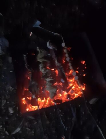 Kömür: Gec sonen yuksek kefiyyetli komur 5.5m dan 7.5man kimi cox alana — 2