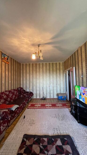 одно комната: 1 бөлмө, 37 кв. м, 105-серия, 7 кабат, Эски ремонт