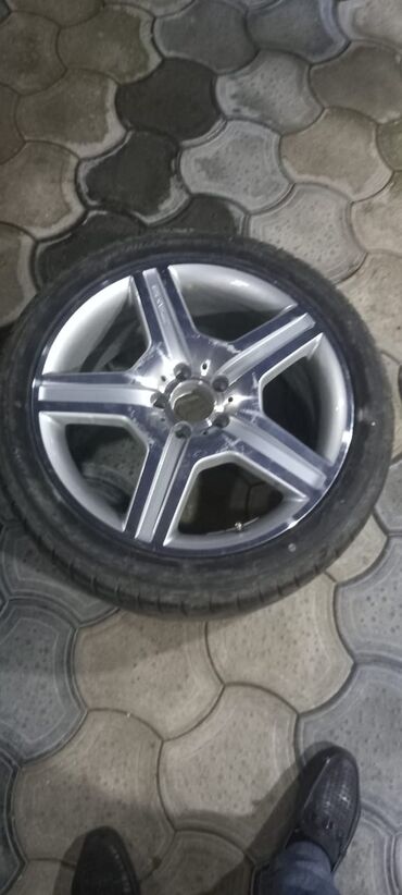 mersedes təkəri: Yeni Disk təkər Mercedes-Benz 235 / R 19, 5 Boltlu