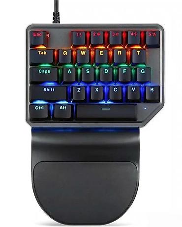 divsn 83: Jednoručna gejming tastatura sa pozadinskim RGB osvetljenjem - — 2