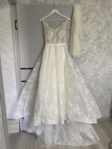 Свадебные платья: Свадебное платье, Пышное, Россия, Кружево, Стразы, Б/у — 6