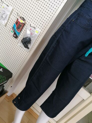Pantalone: Pantalone Vel 31
Prelep model — 7
