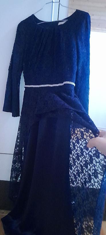 Mavi tünd rəngdə zərif ziyafət paltarı kirayədə verilir. - Model lalafo.az -da Mavi tünd rəngdə zərif ziyafət paltarı kirayədə verilir. - Model