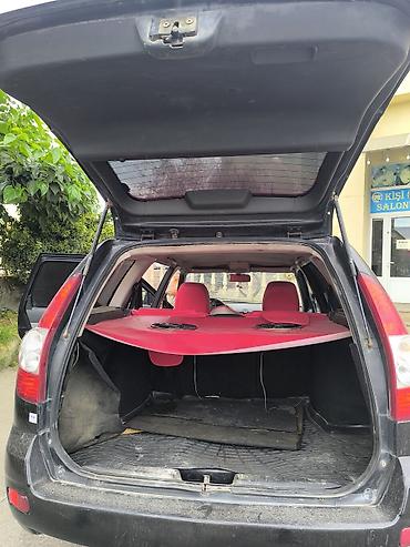 kredit avto aksesuar: Lada Priora Universal – qara rəng, praktik və geniş salonlu ailə — 6