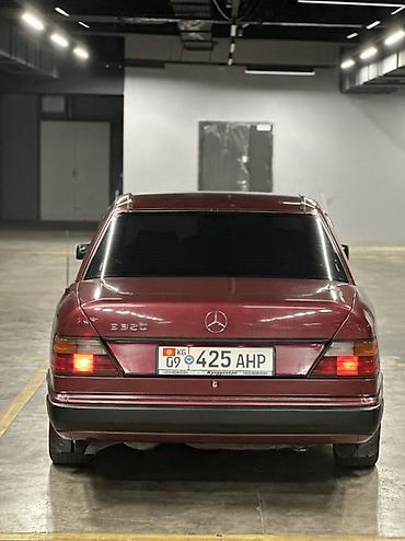 Mercedes-Benz: Mercedes-Benz E-Class: 1989 г., 2 л, Механика, Бензин, Седан — 7