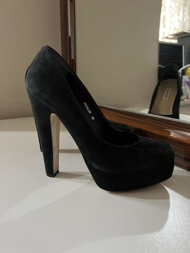 туфли женские размер 38: Туфли 38, цвет - Черный