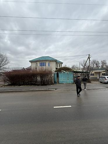 Долгосрочная аренда домов: 200 м², 4 комнаты — 1