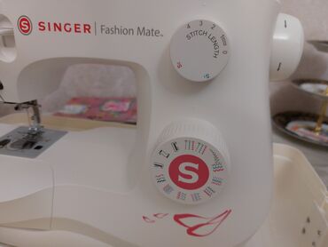 Paltar tikişi: Singer Fashion Mate 3333 Brend : Singer Rəng : White Gücü : 70 W Çəki — 9